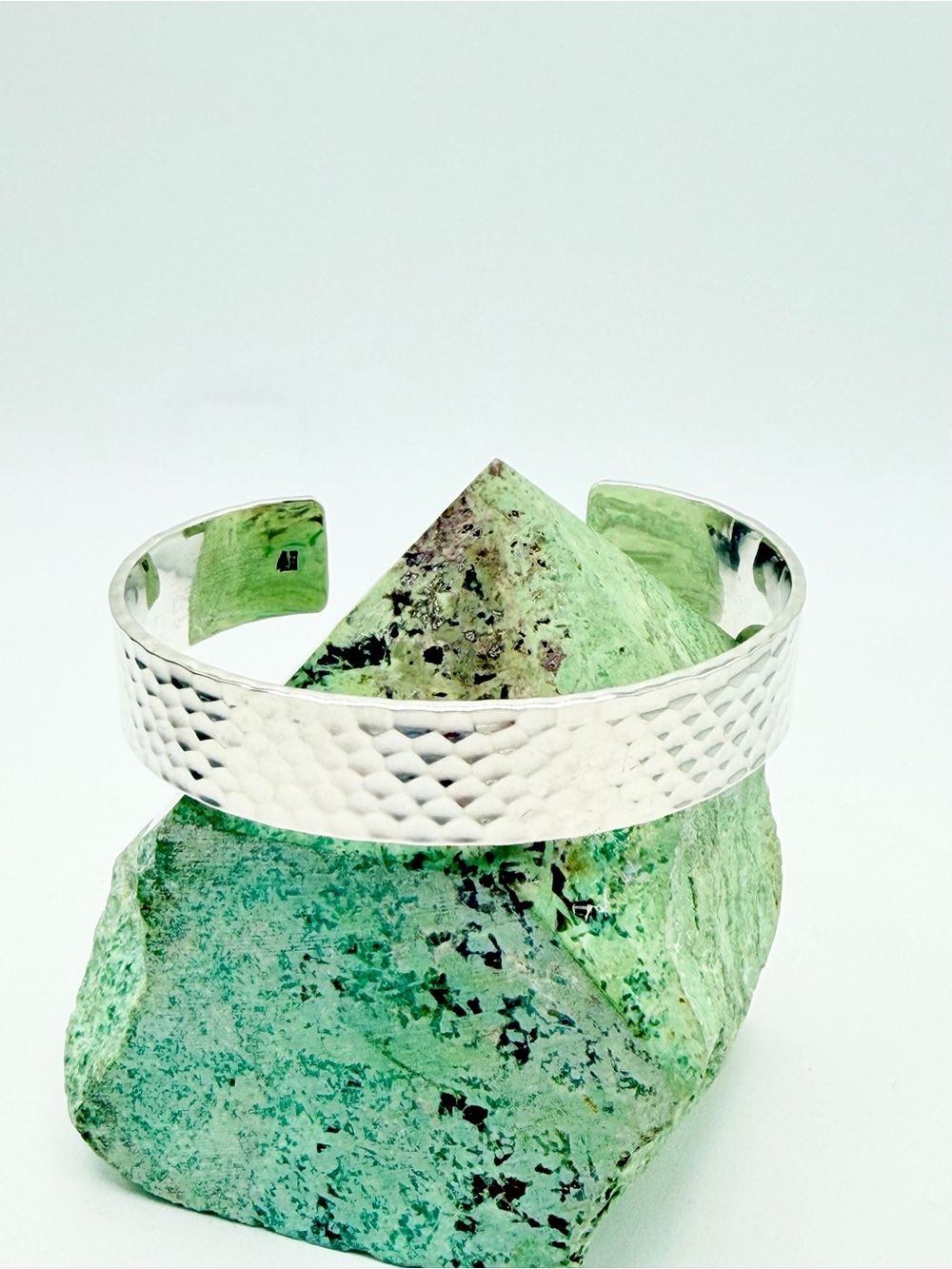 Silpada Vintage Wide Hammered Sterling Silver Cuff Bracelet